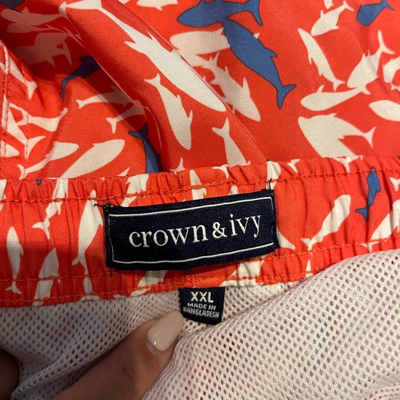 Men’s Crown & Ivy Swim Trunks - Picture 3 of 3